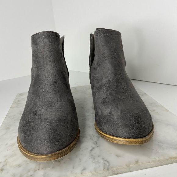 New Journee Collection Gray Faux Suede Ankle Boots - Picture 3 of 10